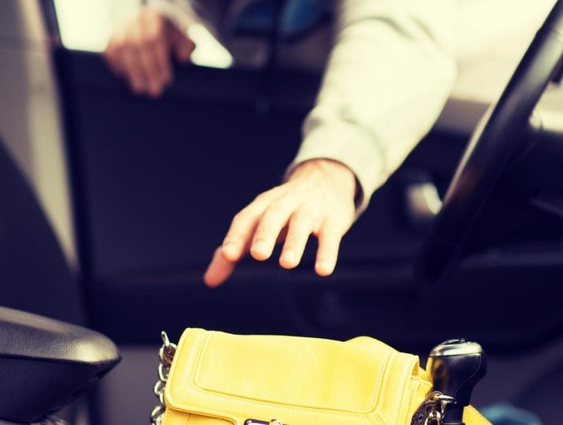 tips for travel nurses to keep belongings safe while driving cross country
