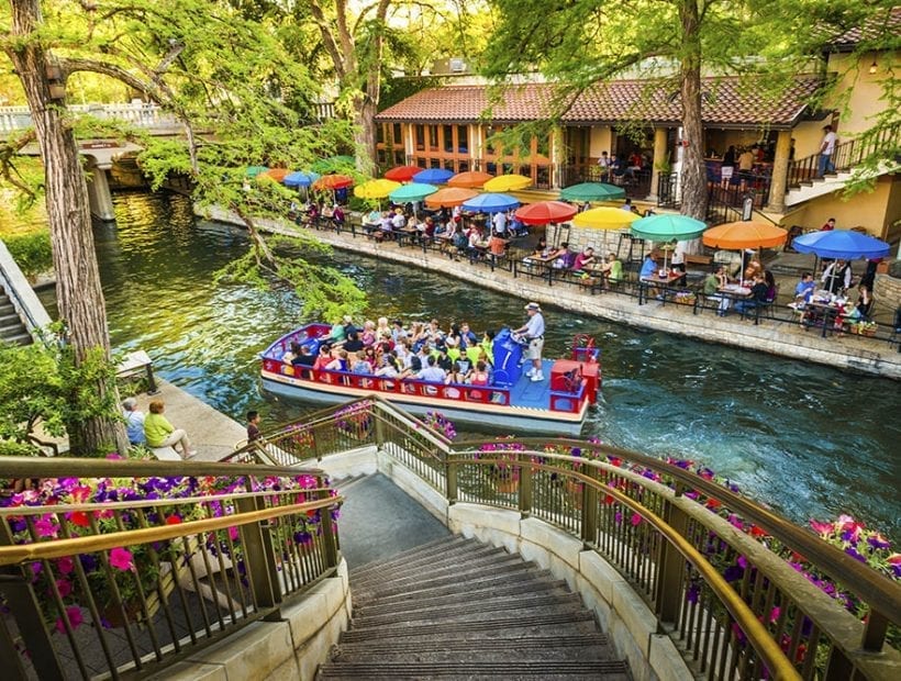 riverwalk in san antonio texas