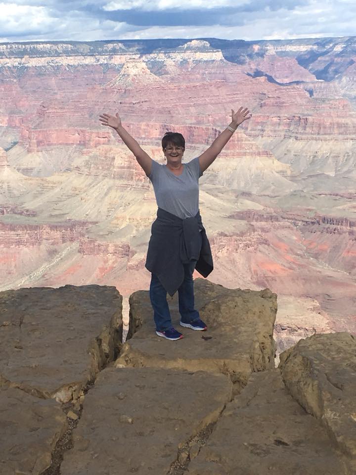 Anita Gardner, a healthcare traveler with TNAA and TotalMed, is having a blast at the Grand Canyon and loving that she's getting reimbursed for her travel costs!