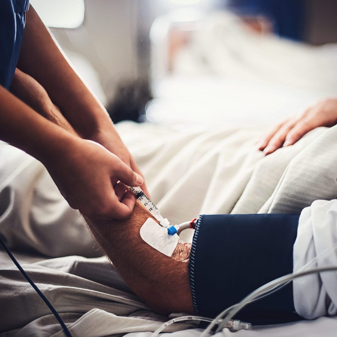 PACU Travel Nurse Career Guide: Responsibilities, Advice & More | TNAA