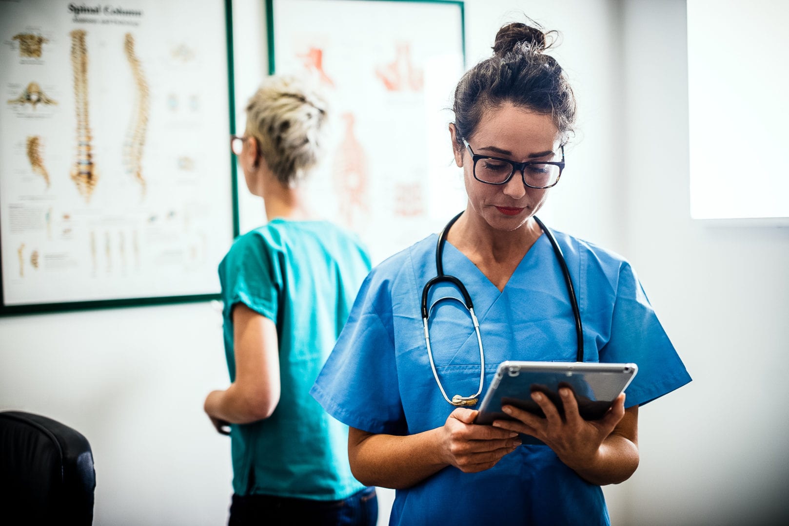 5 Nursing Specialties in High Demand (With Their Salaries) | TNAA