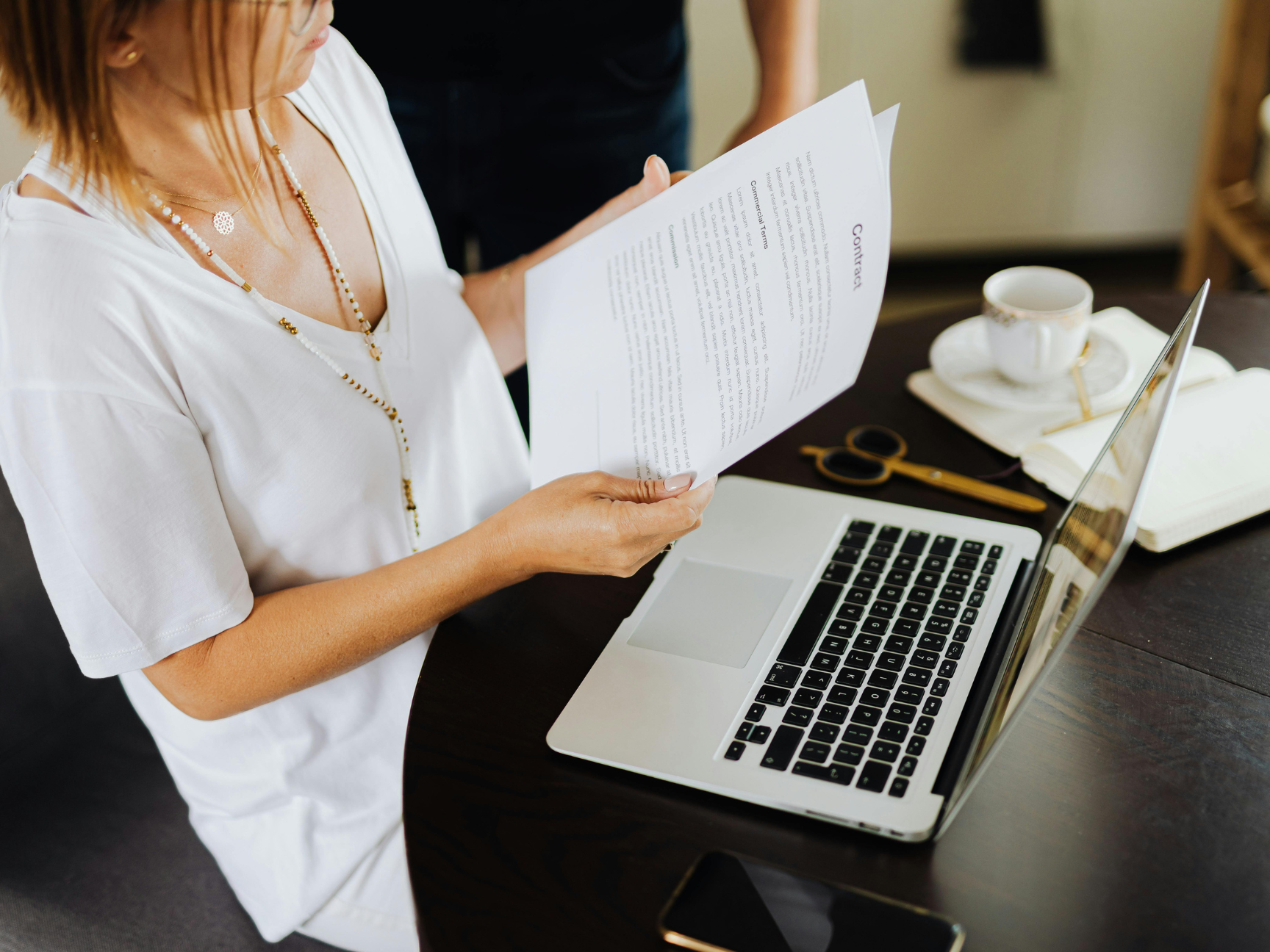 travel healthcare contracts